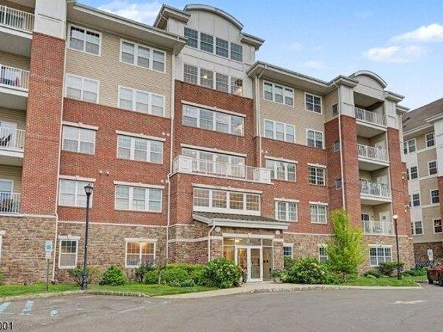 Condo for sale in Wanaque Reserve, Wanaque