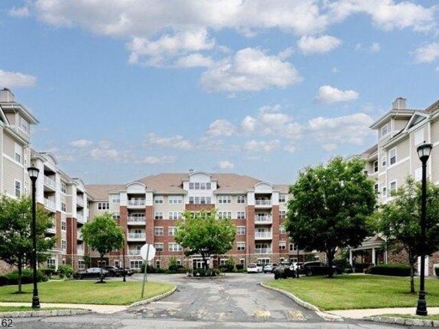 Condo for sale in Wanaque Reserve, Wanaque