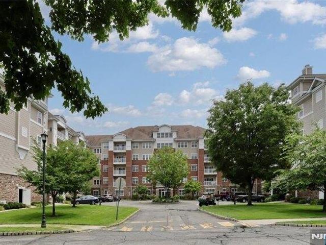 Condo for sale in Wanaque Reserve, Wanaque