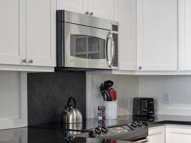 Condo for sale in Warren, Vermont