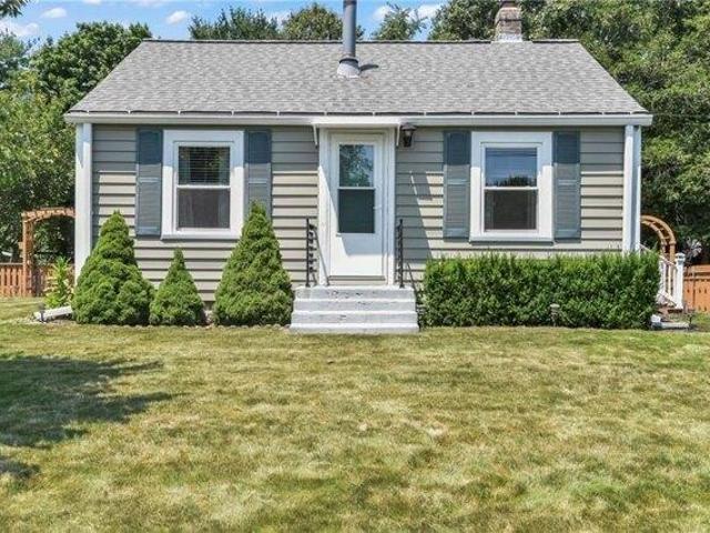 House for sale in Warwick, Rhode Island