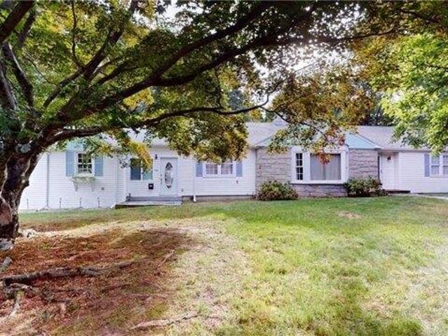 House for sale in Cowesett, Warwick