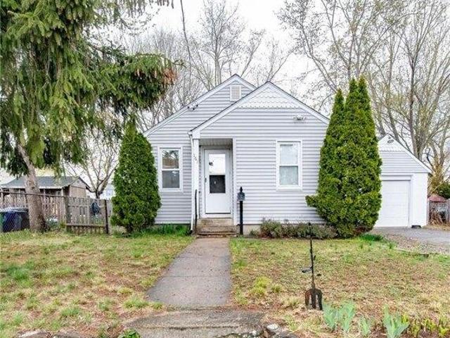 House for sale in Warwick, Rhode Island