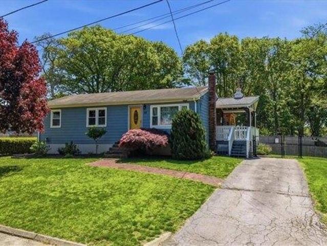 House for sale in Warwick, Rhode Island