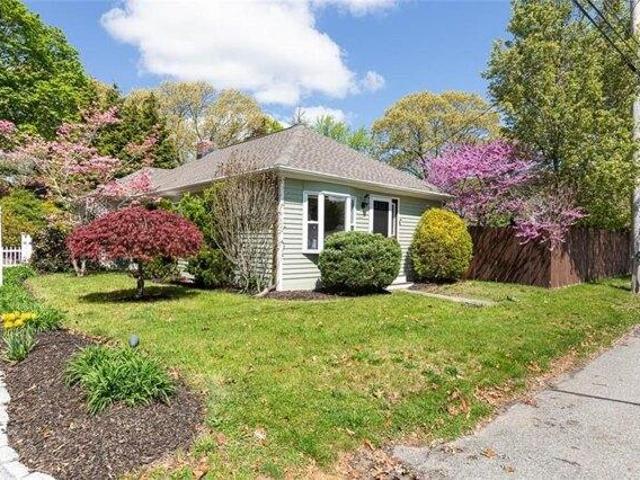 House for sale in Warwick, Rhode Island