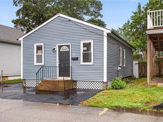 House for sale in Warwick, Rhode Island