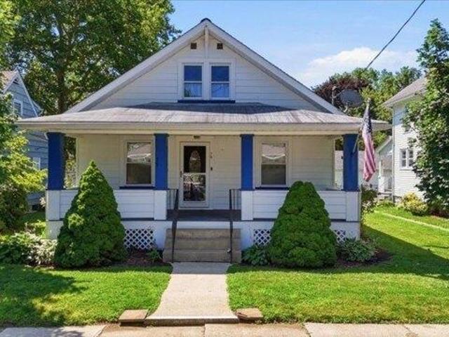 House for sale in Washington, New Jersey