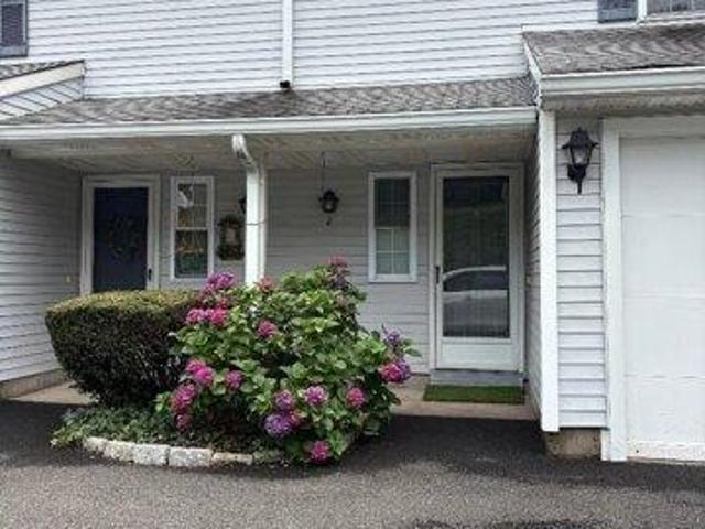 House for sale in Waterbury, Connecticut
