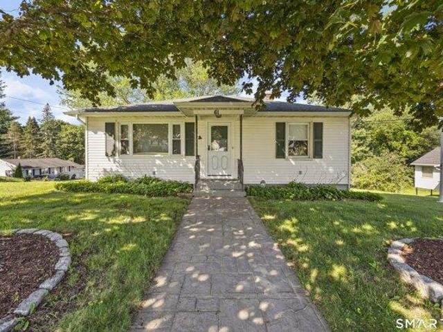House for sale in Waterbury, Connecticut
