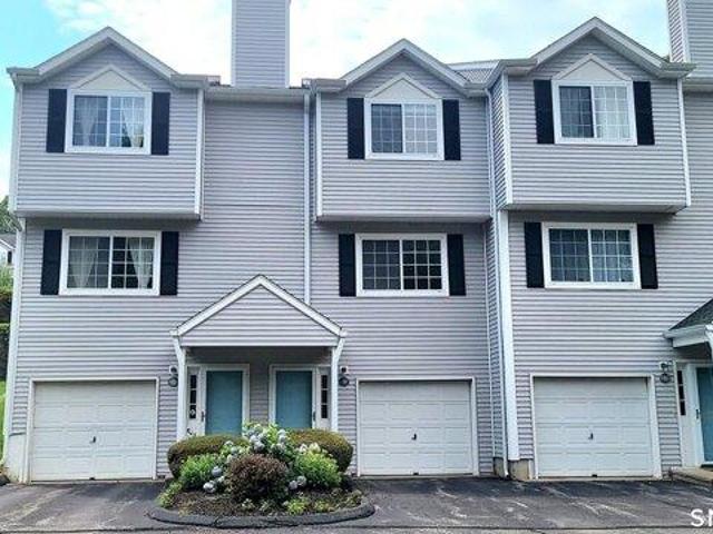 House for sale in Waterford, Connecticut
