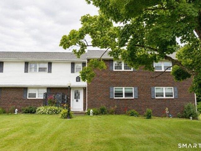 Condo for sale in Oakville, Connecticut