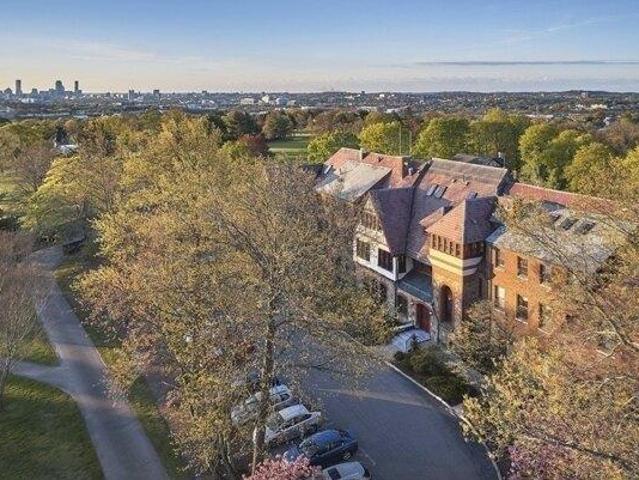 Condo for sale in Watertown, Massachusetts