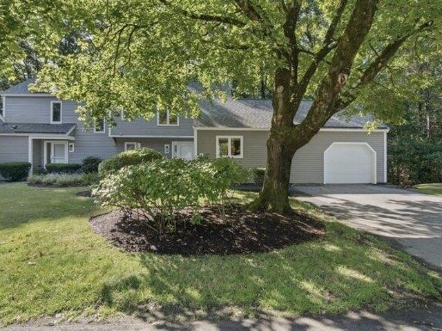 Condo for sale in Wayland, Massachusetts