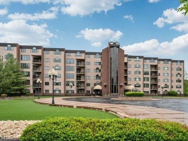 Condo for sale in Passaic, New Jersey