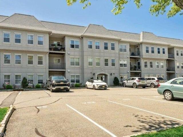 Condo for sale in Passaic, New Jersey