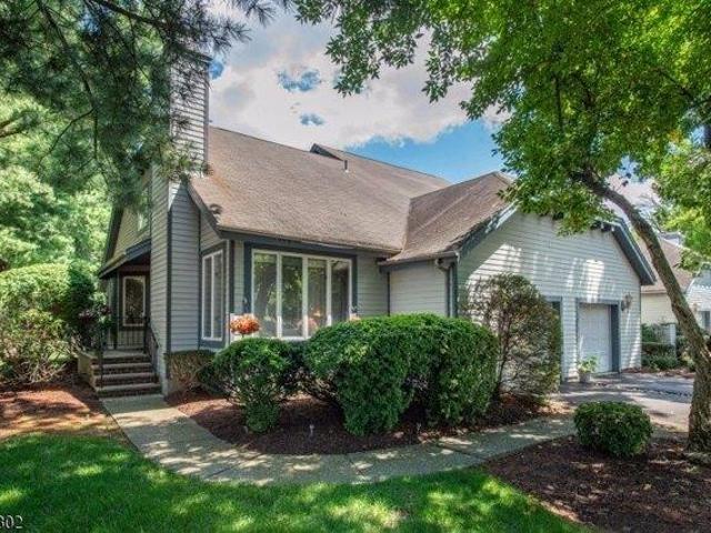 Condo for sale in Passaic, New Jersey