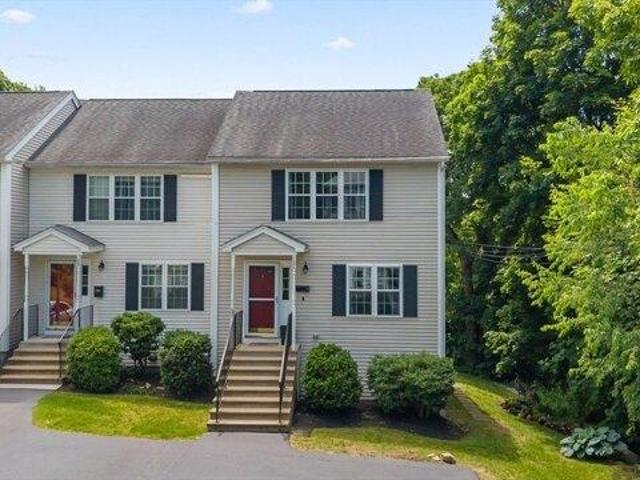 Condo for sale in Webster, Massachusetts