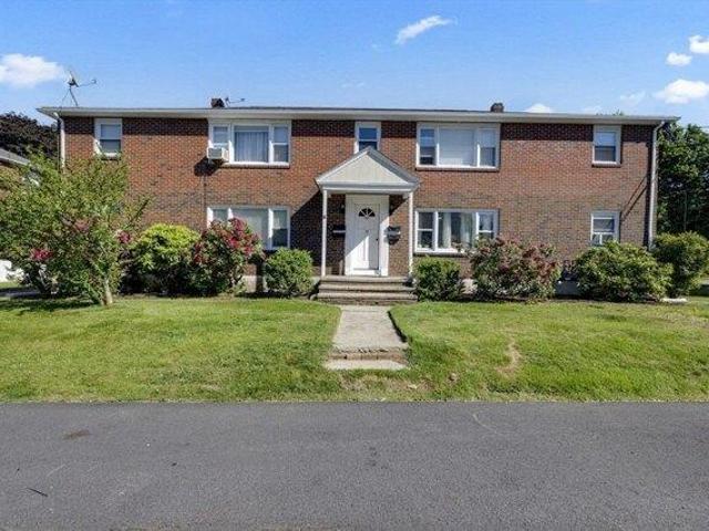 Condo for sale in Webster, Massachusetts