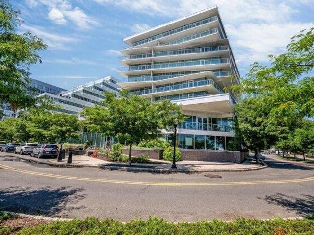 Condo for sale in Hudson, New Jersey