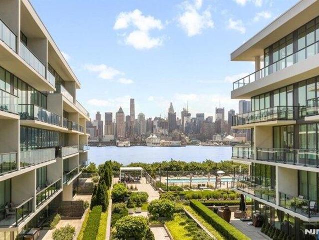 Condo for sale in Hudson, New Jersey