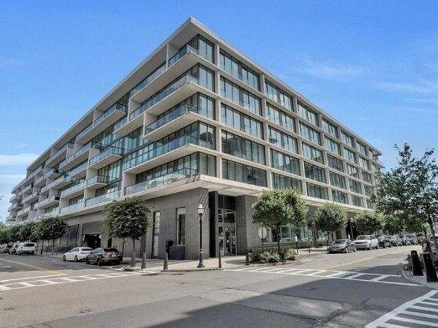 Condo for sale in Weehawken, Hudson County