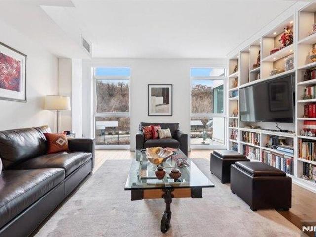 Condo for sale in Weehawken Condo for sale in Weehawken