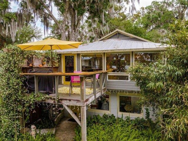 House for sale in Welaka