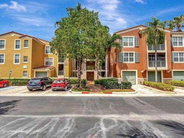 Condo for sale in Wellington