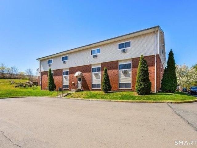 Condo for sale in West Haven, Connecticut