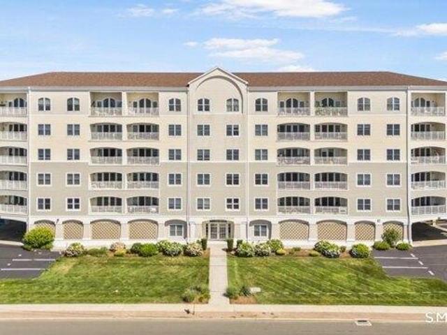 Condo for sale in West Haven, Connecticut
