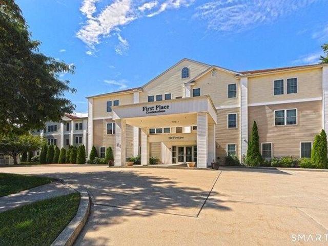 Condo for sale in West Haven, Connecticut