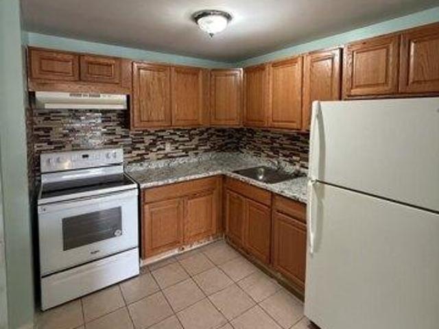 Condo for sale in West Haven, South Central Connecticut Planning Region