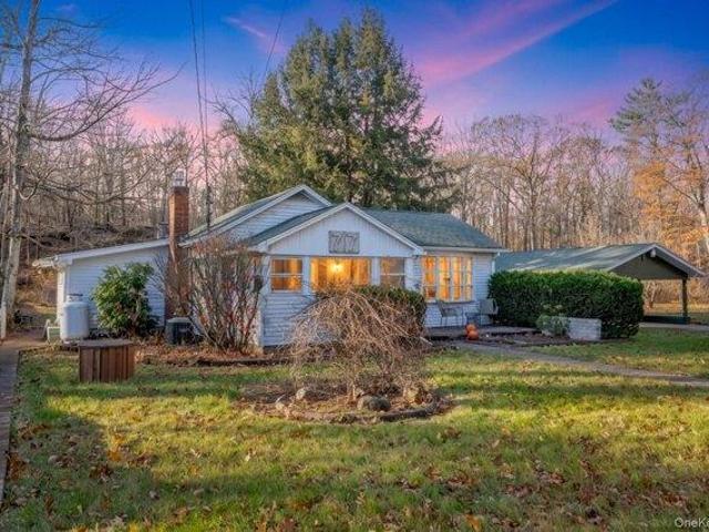 House for sale in Hurley, New York