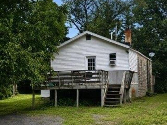 House for sale in Upper Greenwood Lake, West Milford