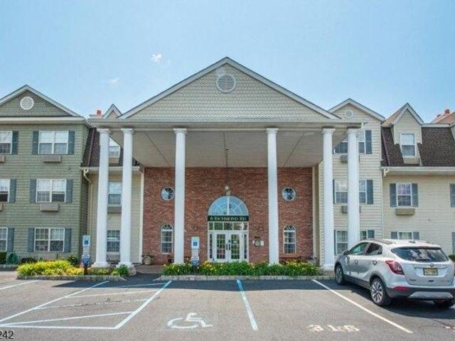 Condo for sale in Passaic, New Jersey