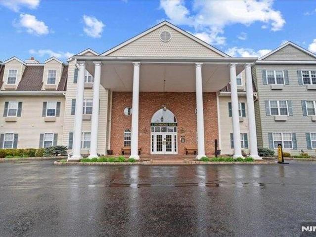 Condo for sale in Passaic, New Jersey