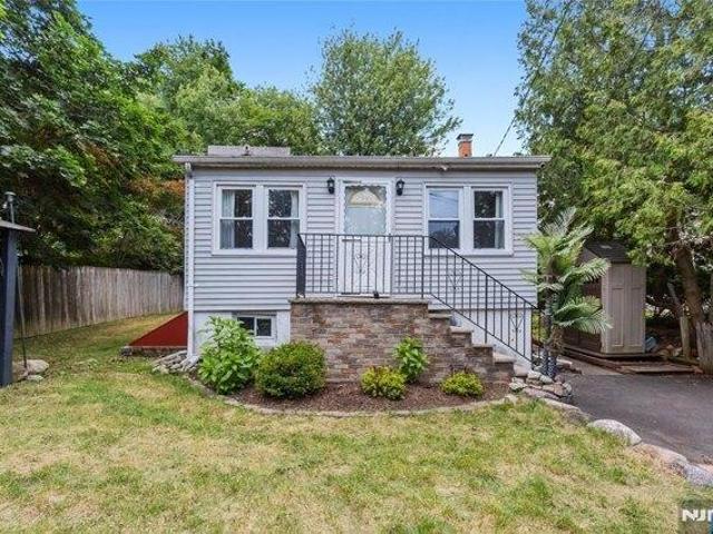 House for sale in Passaic, New Jersey