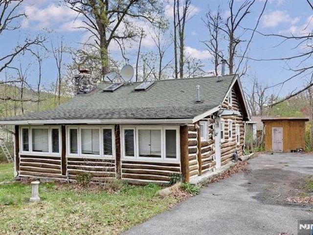 House for sale in Passaic, New Jersey