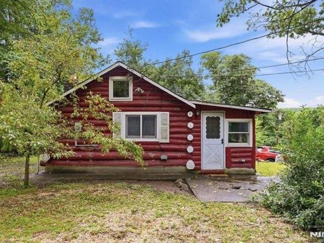 House for sale in Passaic, New Jersey
