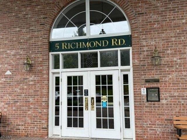 Condo for sale in Passaic, New Jersey