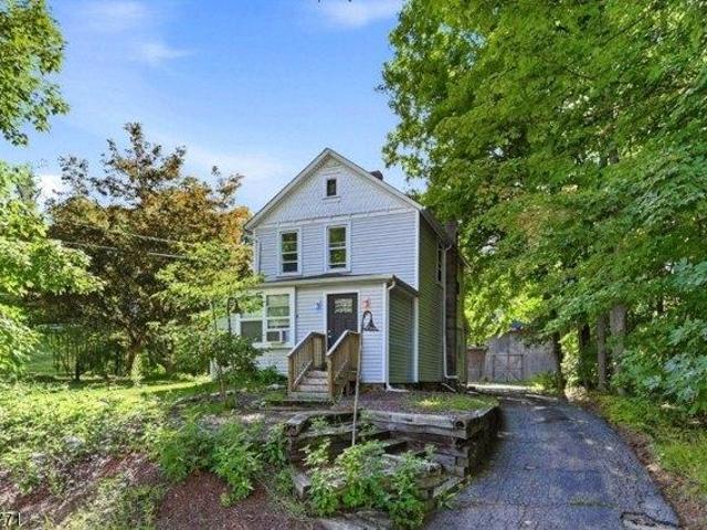 House for sale in Apshawa, West Milford