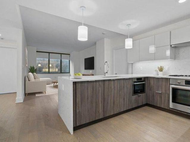 Condo for sale in Hudson, New Jersey