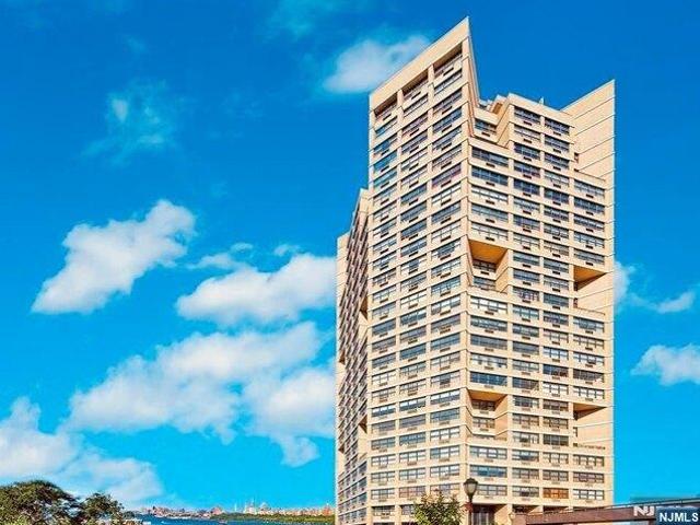 Condo for sale in Hudson, New Jersey