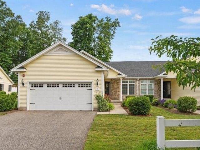 Condo for sale in Hampden, Massachusetts