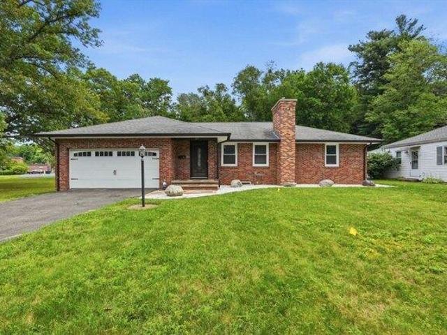 House for sale in Hampden, Massachusetts