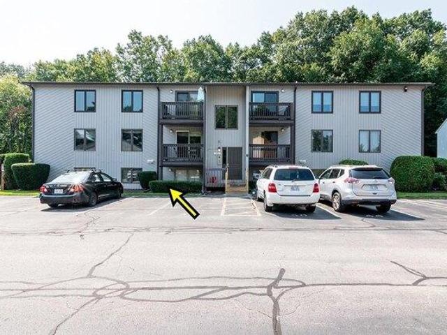 Condo for sale in West Warwick, Rhode Island