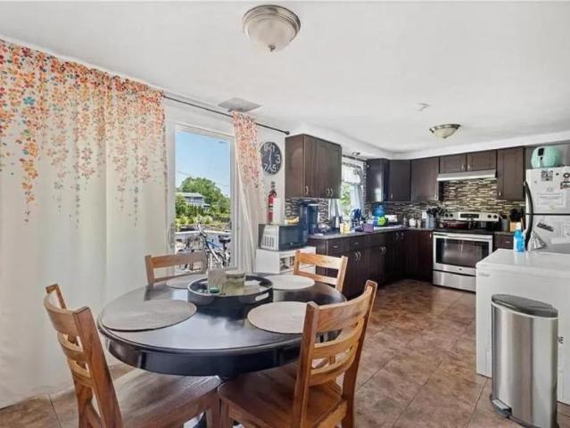 Condo for rent in Natick, West Warwick