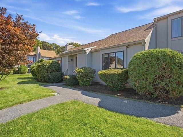 Condo for sale in West Yarmouth, Yarmouth