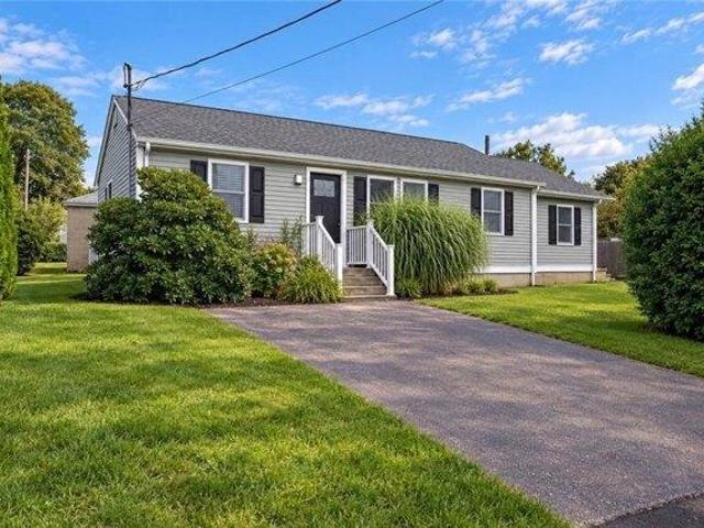 House for sale in Stillmanville, Westerly