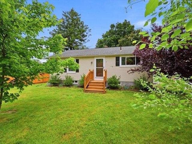 House for sale in Hampden, Massachusetts